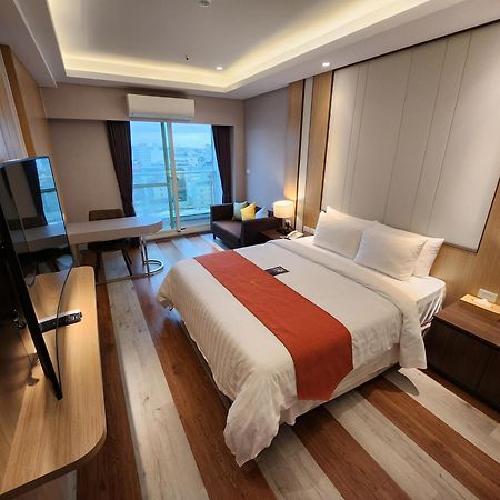 Bentley Hotel Čung-li Exteriér fotografie