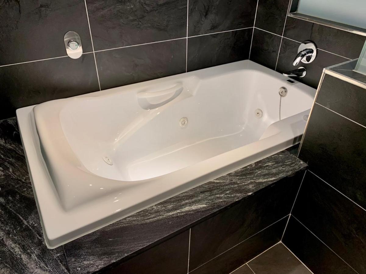 Bentley Hotel Čung-li Exteriér fotografie